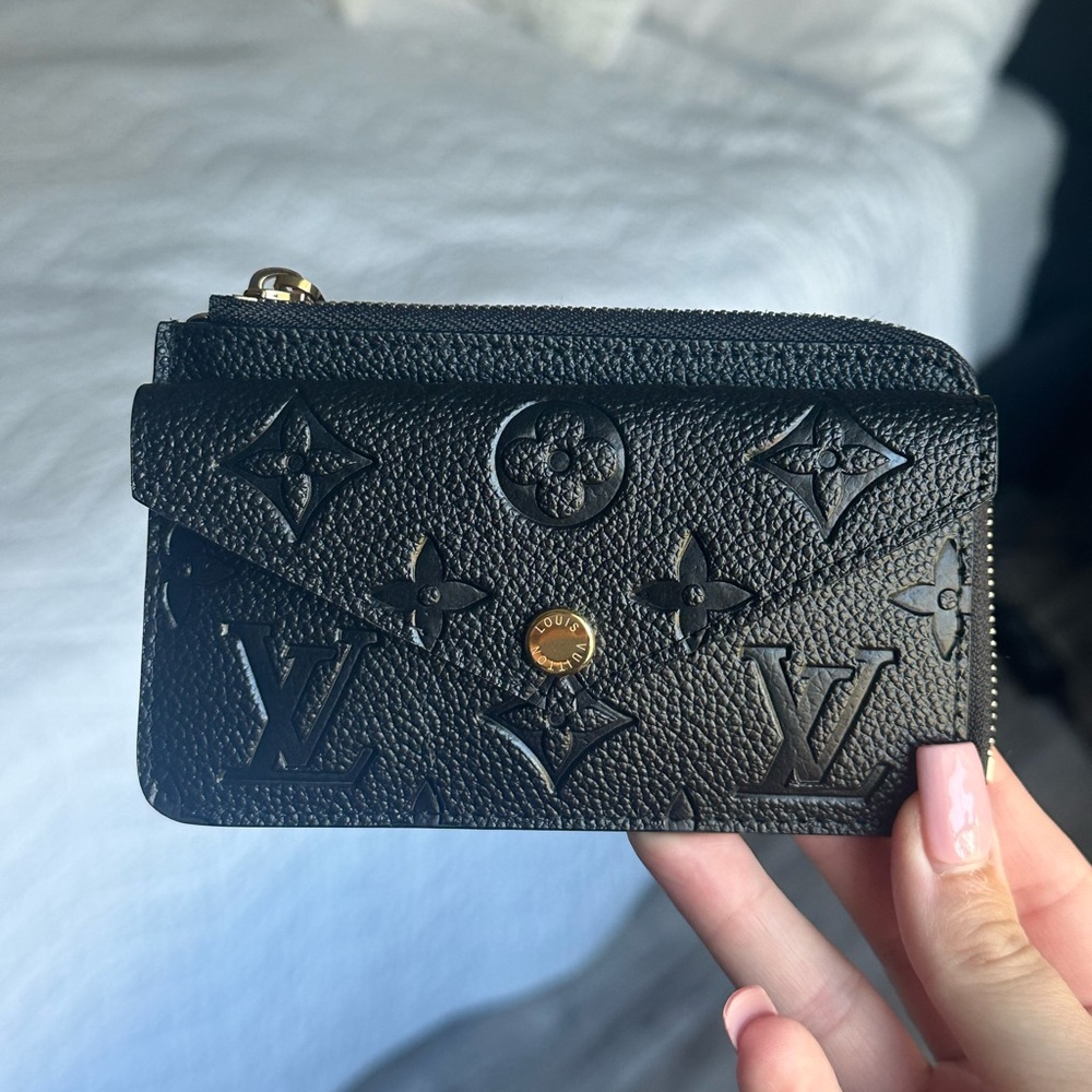 Louis Vuitton Recto Verso (read description)